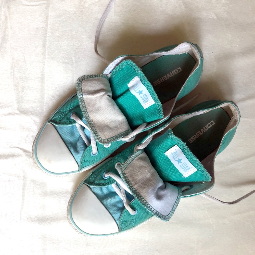 Host Pick 🍒 Chuck Taylor All Star Double Tongue Sneakers